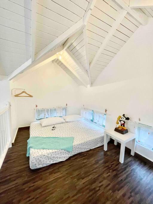 Kampong NailSea Kecil Tiny House Near Jetty Of Kuala Besut别墅 外观 照片