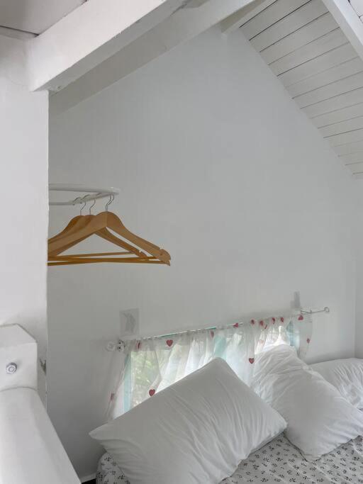 Kampong NailSea Kecil Tiny House Near Jetty Of Kuala Besut别墅 外观 照片